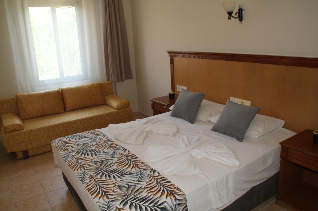 Rosy Suites Hotel Kuşadası Buitenkant foto
