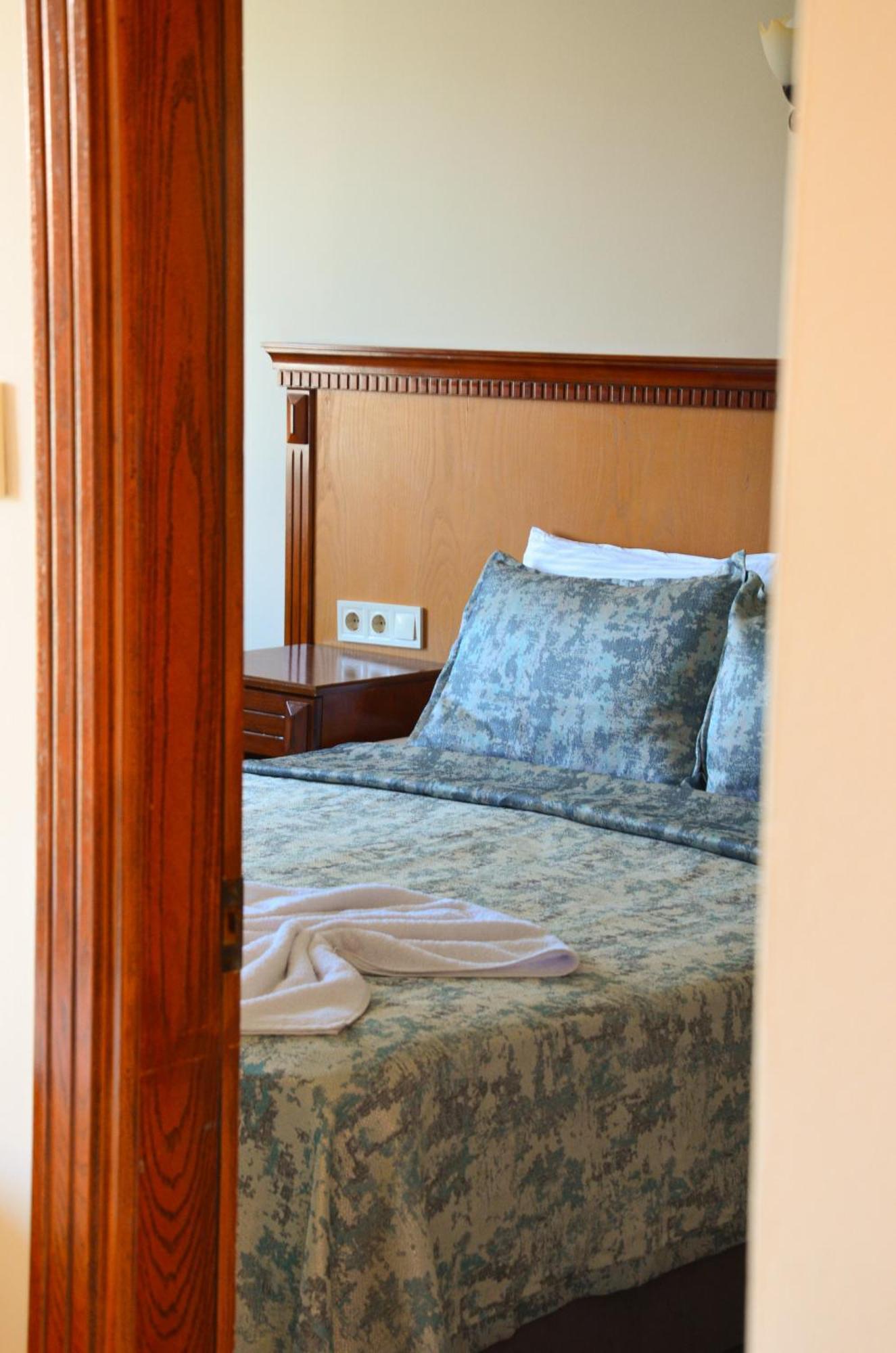 Rosy Suites Hotel Kuşadası Buitenkant foto